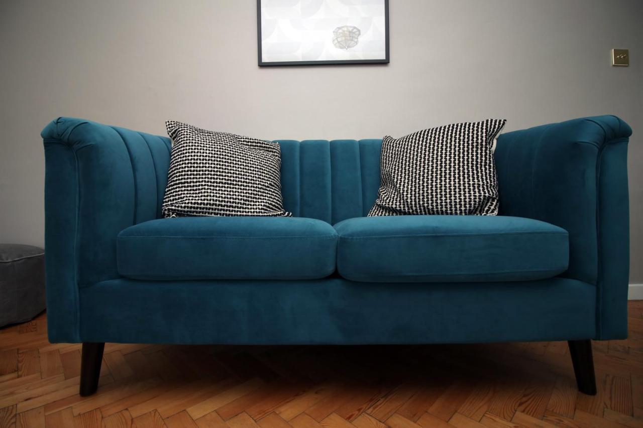 Becky'S Bungalow By Ty Sa -Spacious 4 Bed Bungalow Cardiff Extérieur photo